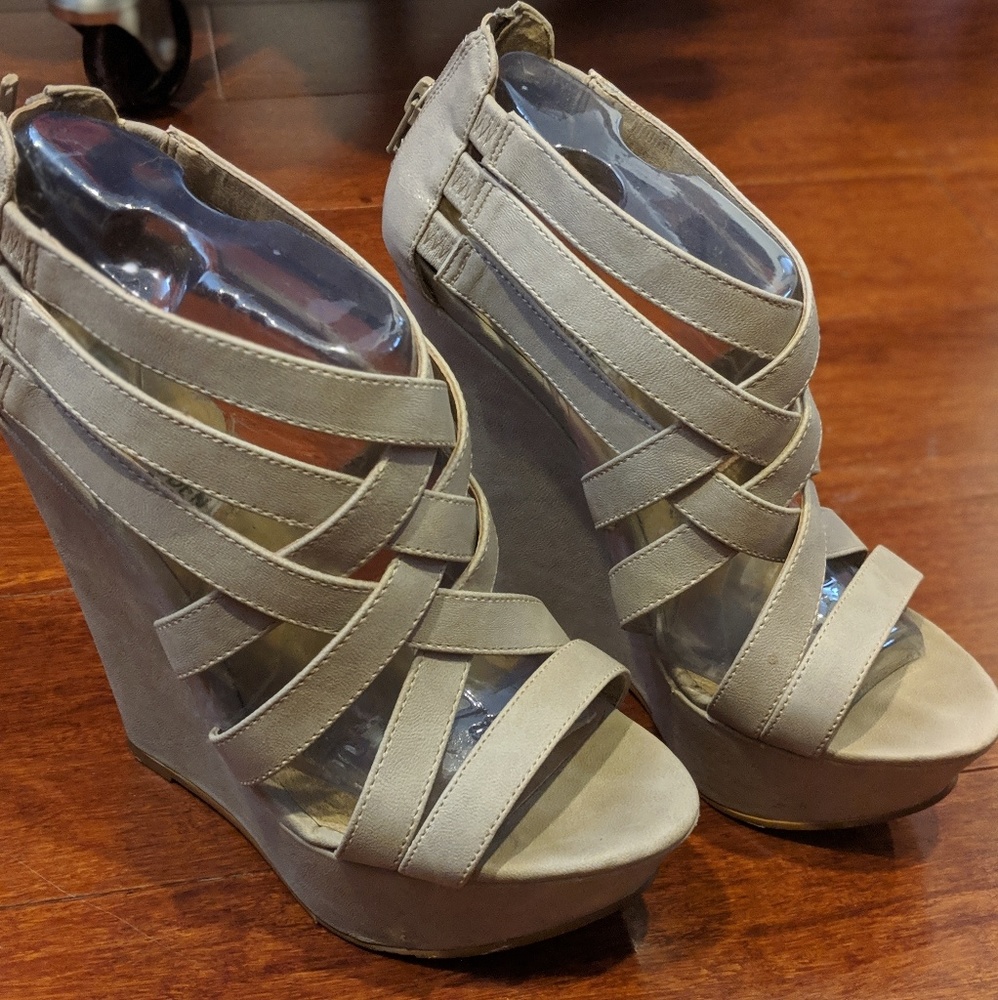Steve Madden Wedges